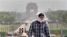 No Relief After Sunset! India’s Heatwave Turns Nights Into Sleepless Scorchers