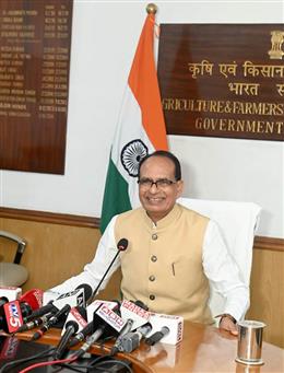 Shri Shivraj Singh Chouhan Engages Farmer Leaders Nationwide on Proposed Stronger Seed Act