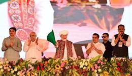 Prime Minister Shri Narendra Modi lays the foundation stone, inaugurates and dedicates to the Nation development projects worth over ₹14,000 Crore in Banaskantha, Gujarat